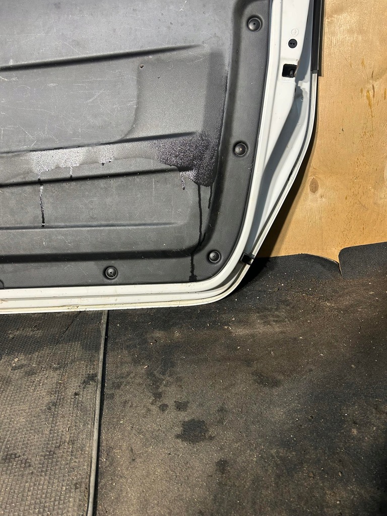 фото №7, Дверь правое задние правый задняя skoda praktik полный