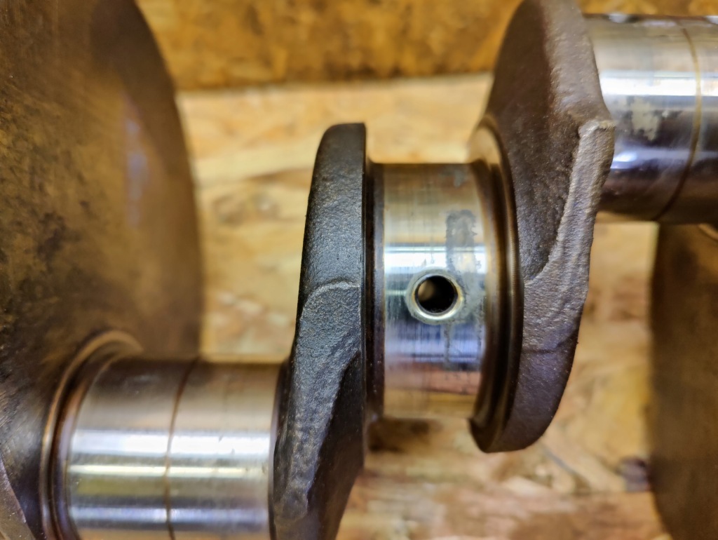 Купити Wał колінчастий mercedes r107 sl 4.5 m117 1170311001