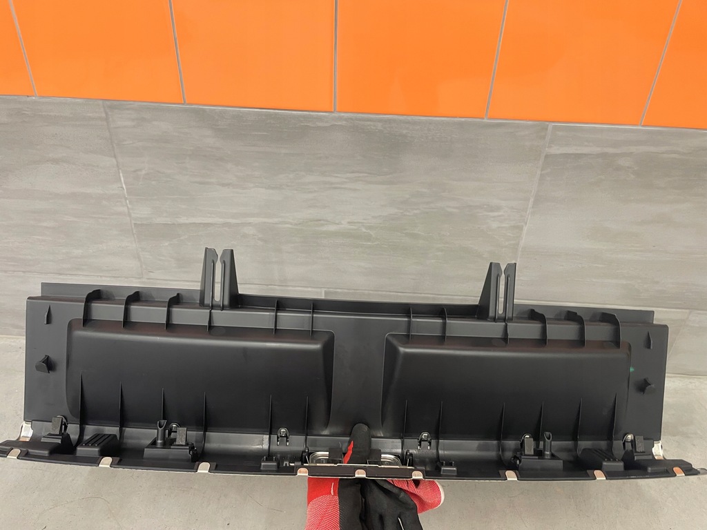 фото №8, Защита поперечина порог багажника a5 8w 8w8864483c