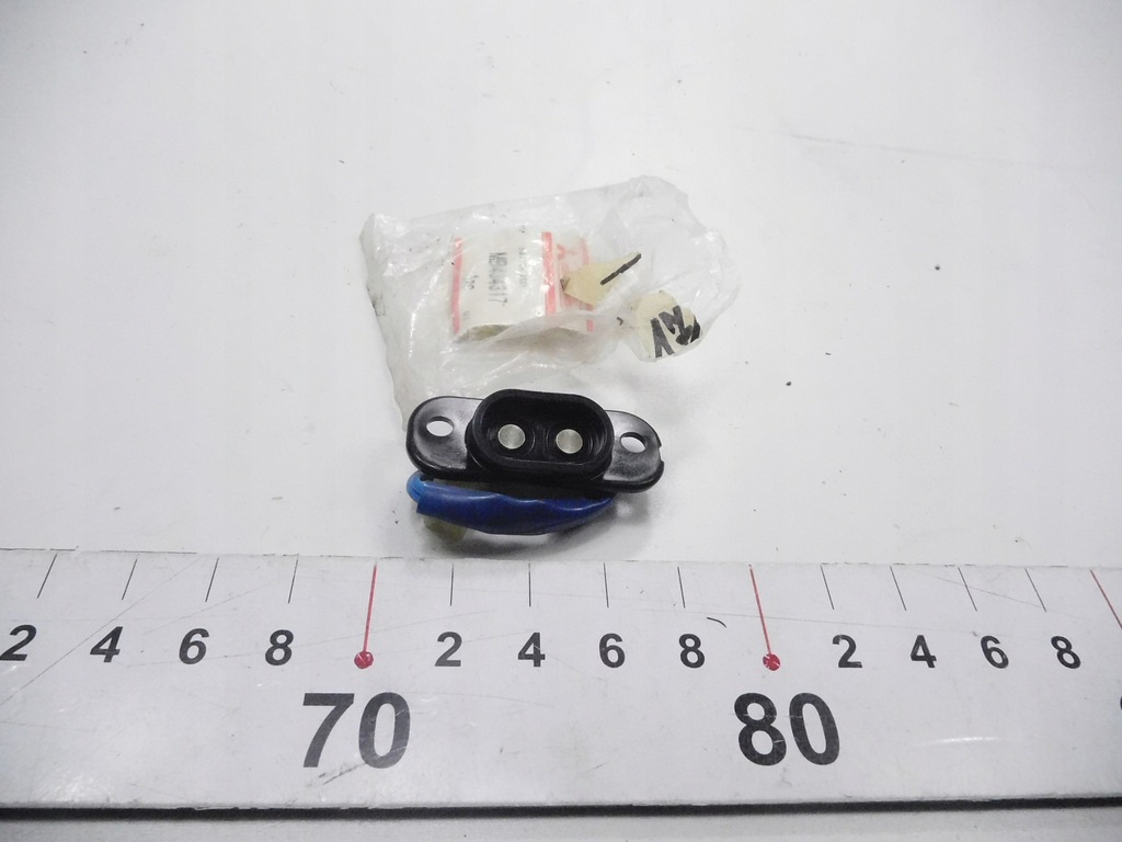 фото №6, Переключатель, контакт дверь задняя mitsubishi l300 оригинальный номер mb434317