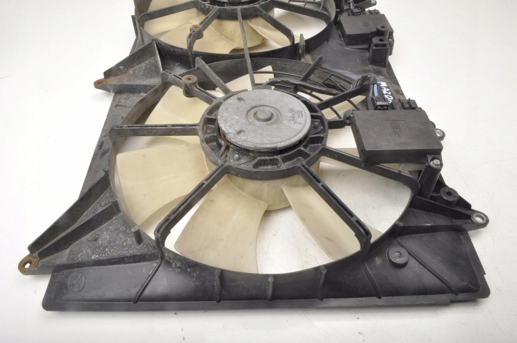Mazda cx7 2.3 вентилятор радиатора 168000-5140 с Разборки