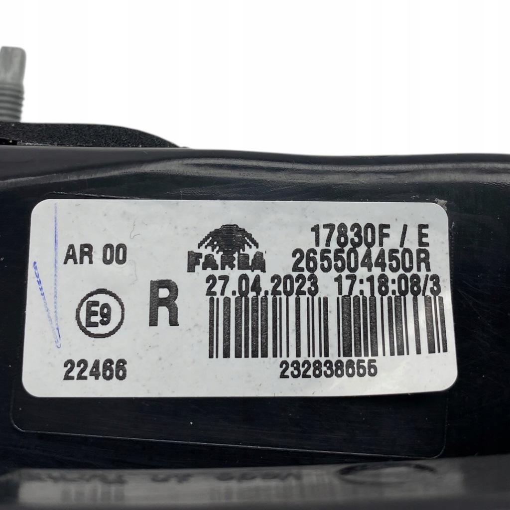 фото №13, Лампа правый задняя w крышка renault clio v 265504450r