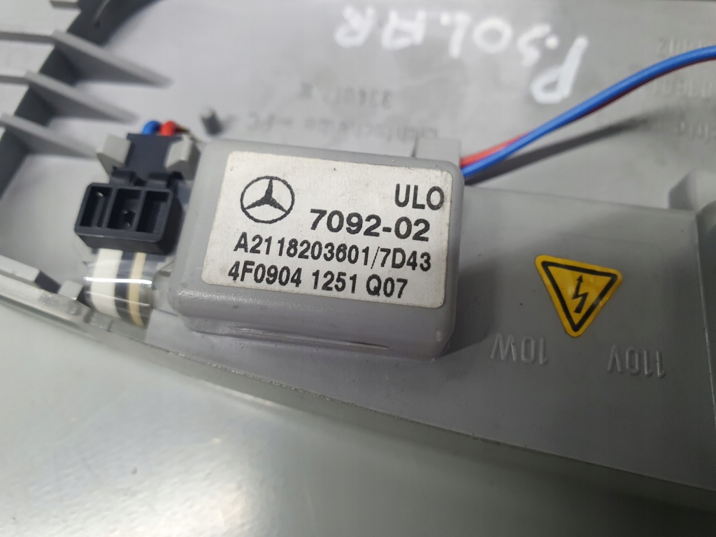 фото №10, Лампа салону панель solar панорама merc w211