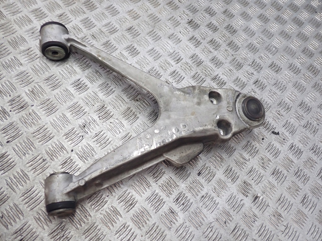 фото №6, Рычаг передний нижний правый chevrolet corvette c5