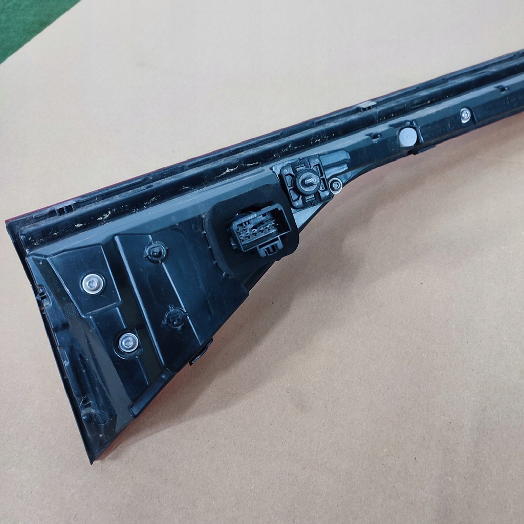 фото №8, Накладка кришки лампа led задня cupra formentor