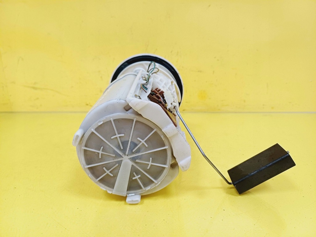 фото №7, Помпа насос топлива w бак vw golf v plus 1.6b 1k0919051m nr105