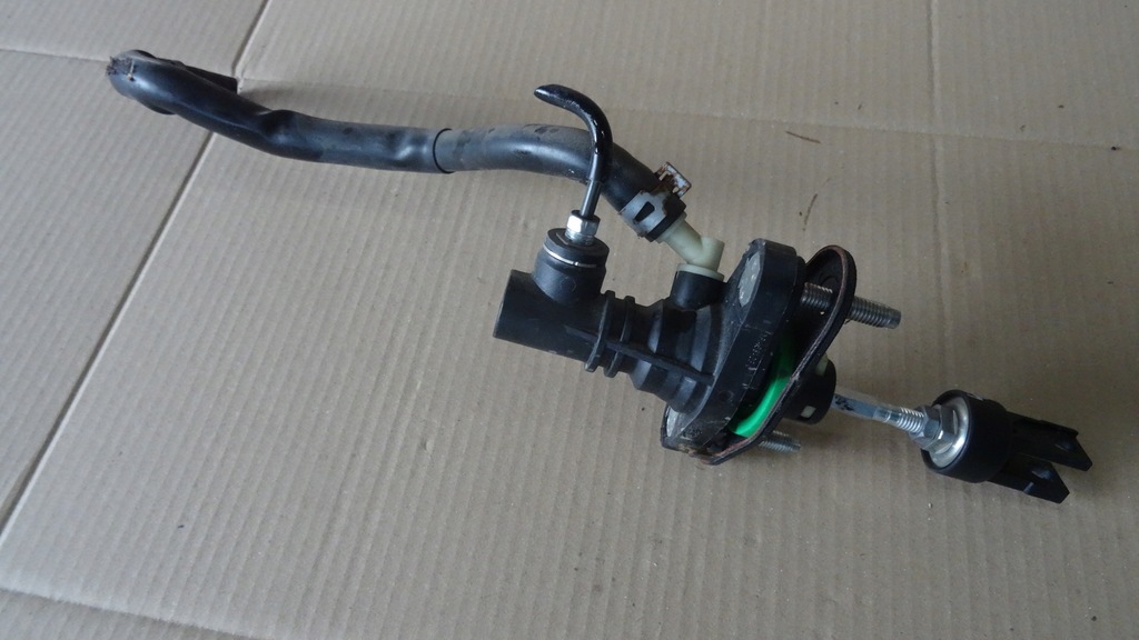 фото №7, Toyota auris i e15 1.4 d4d цилиндр сцепления