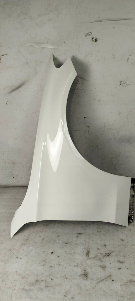 фото №1, Mercedes w205 крыло правый перед оригинал