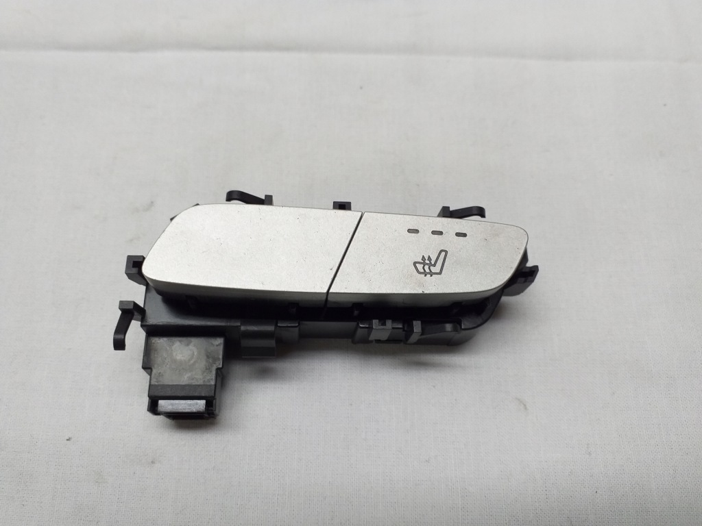 фото №1, Переключатель подогрев сиденье mercedes-benz оригинальный номер a2139057502