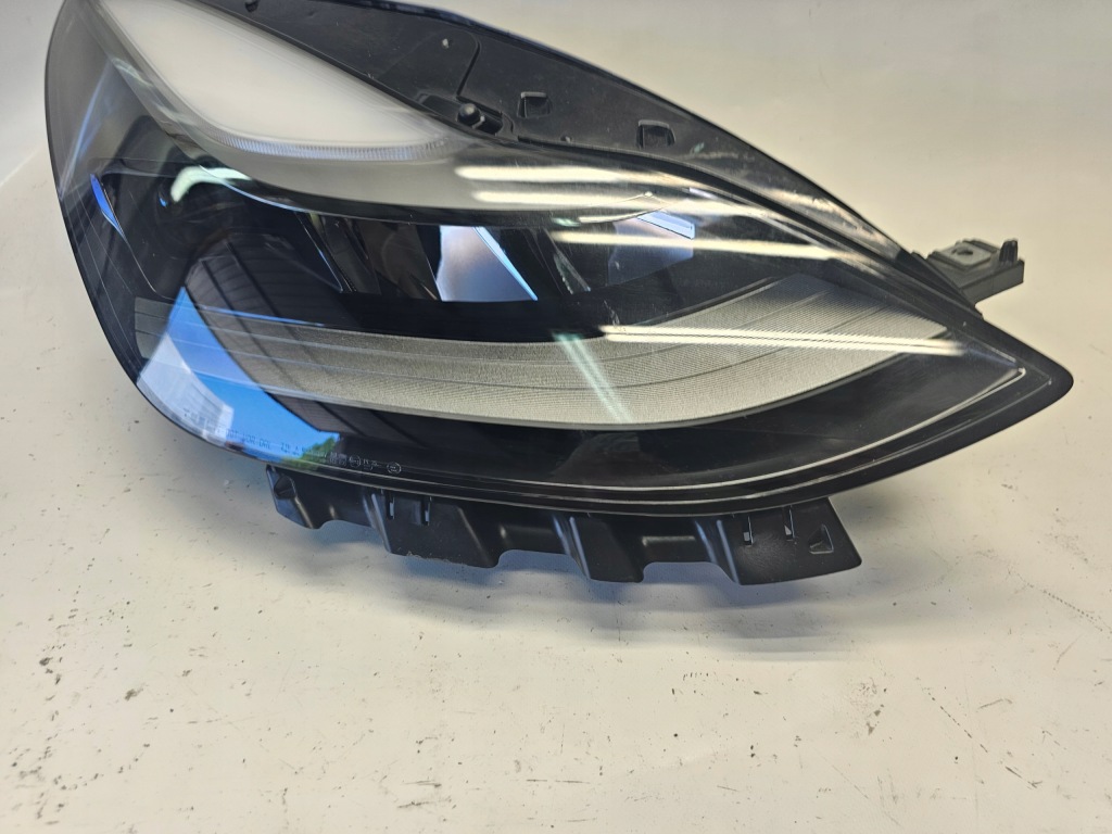 Фара full led tesla model 3 рестайлинг  / model y 2023- правый правый перед европа Доставка