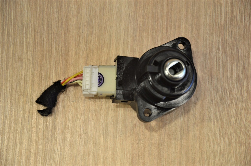 фото №1, Колодка замка запалювання captiva antara 2.2 lift