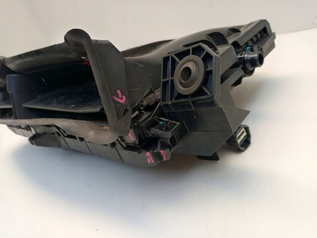 Tesla model 3 рестайлинг  20- комплект радиатор корпус вентилятор 1559787-00-a Доставка