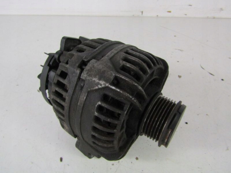 Volvo v70 1 генератор 2,4 193 km b 5254 t Недорого