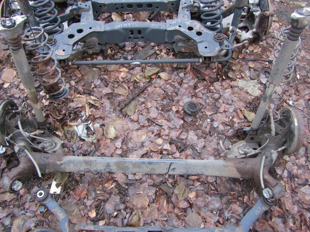 фото №7, Подвеска задняя подрамник подрамник комплект 1.5d mazda 2 dj