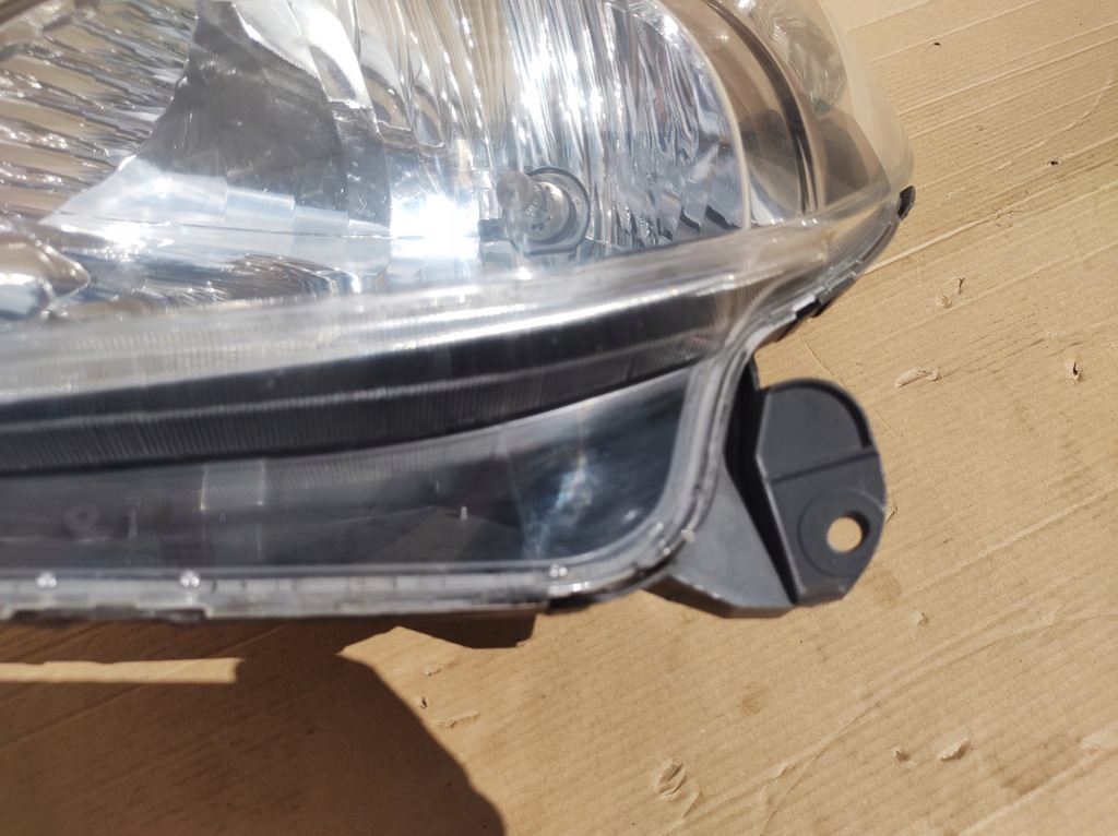 фото №5, Фара лампа передняя левая toyota yaris verso europa