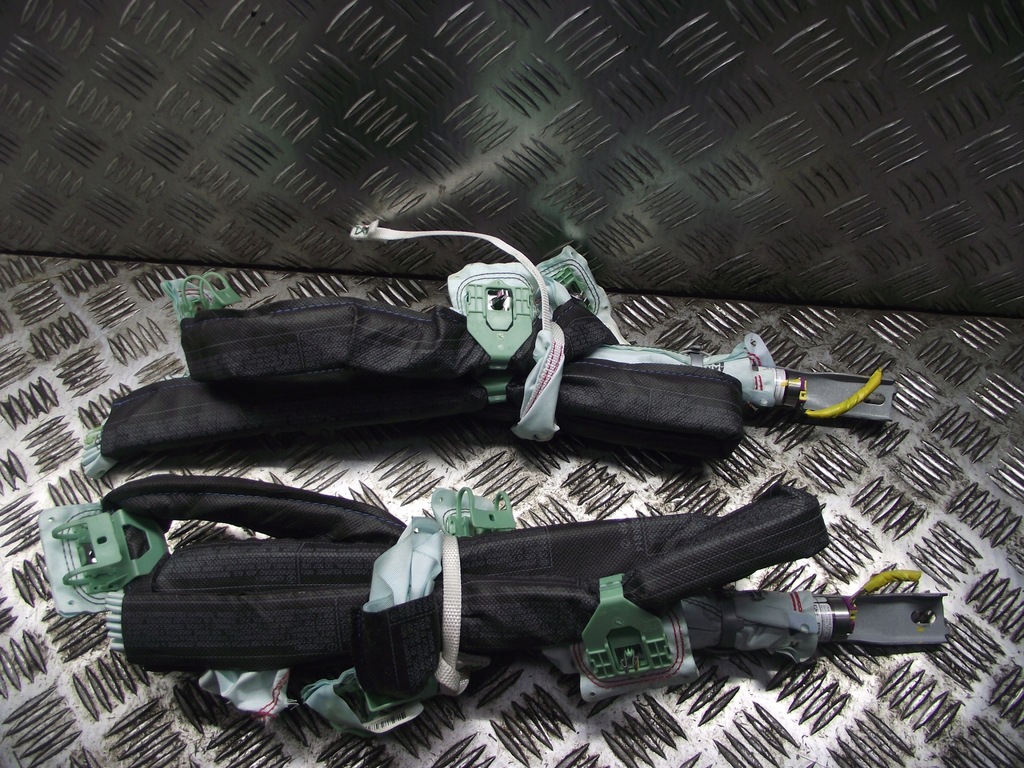 фото №1, Шторка безопасности подушка подушка безопасности alfa mito 11r левая правая