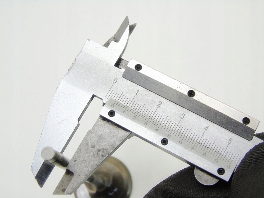 фото №8, Клапан впускний  головки 3.0 n52 bmw 5 3 7 x3 x5 f10 f11 e93 e92 f01 f02 f03 f04