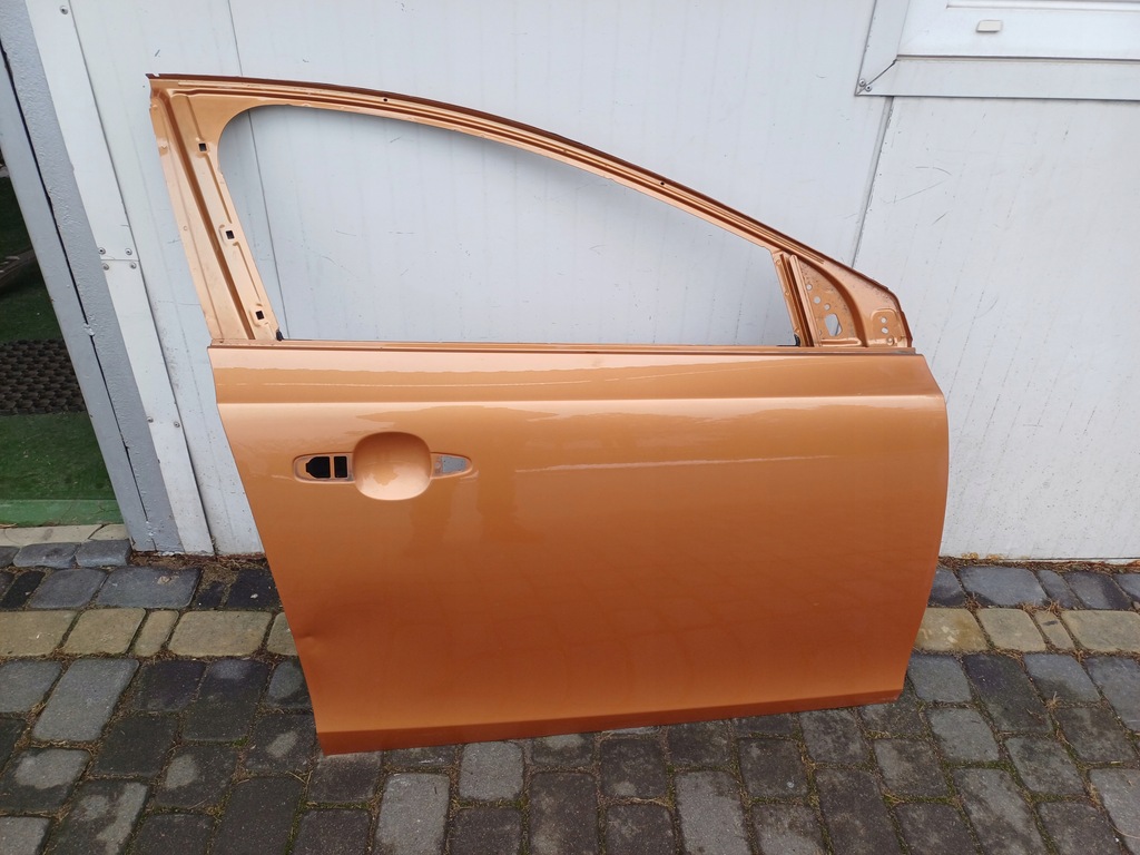 фото №1, Дверь volvo v40 v40 cc 2012-2019 перед правое