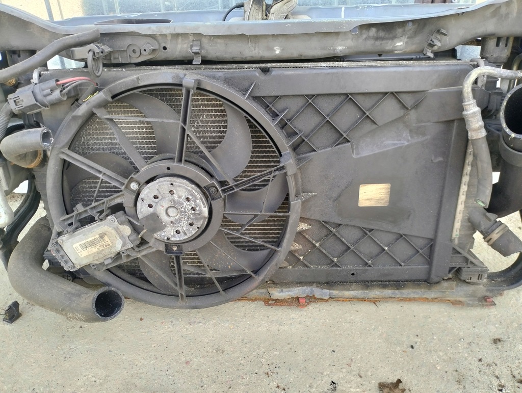 фото №10, Pas передний радиатор вентилятор volvo v50 s40 ii 2007-2012 1.6d d4164t