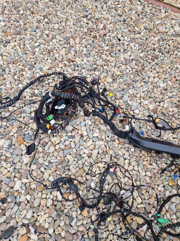 фото №7, Audi a3 8v lift hb 2.0 tdi электропроводка комплектная жгут салона двигателя