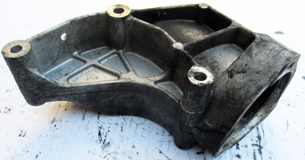 фото №1, Opel zafira c кронштейн підпора піввісь insignia astra j 13349212