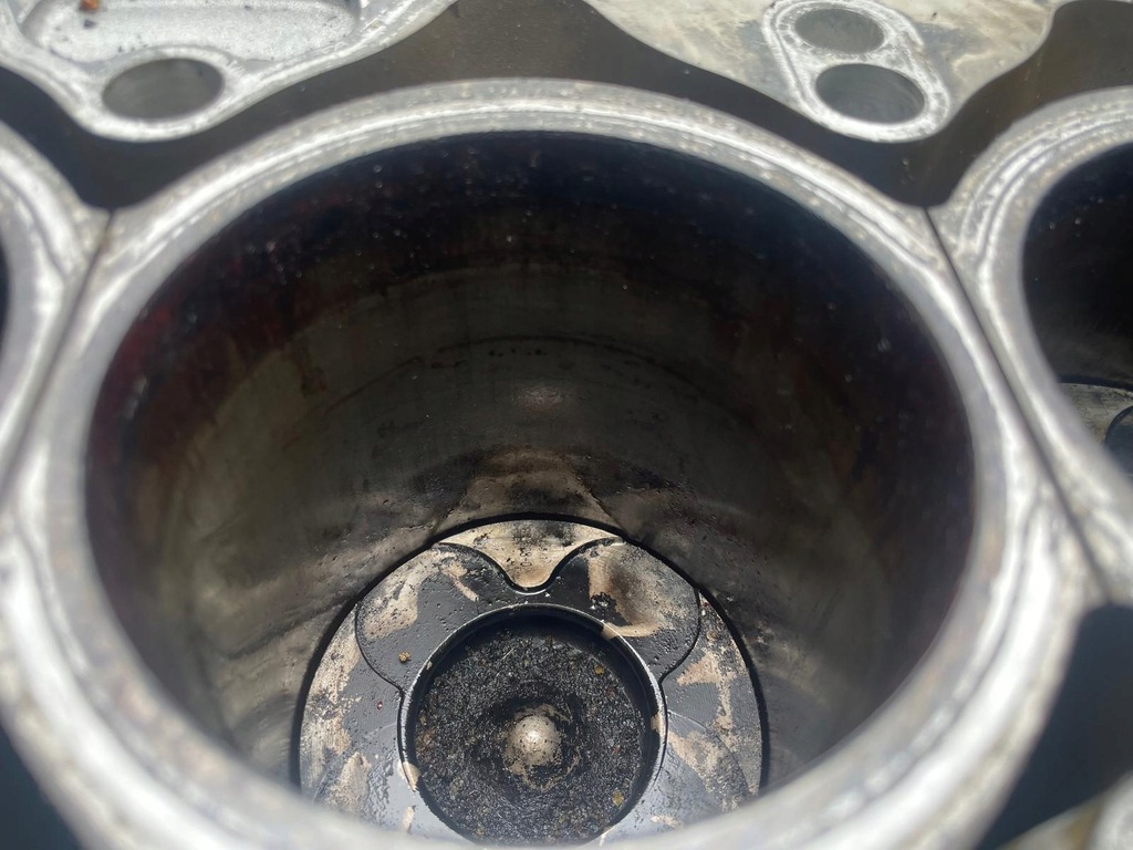 фото №6, Dol двигуна блок kompletny wal поршні volvo d5244t17 2.4 d biturbo xc60 xc70