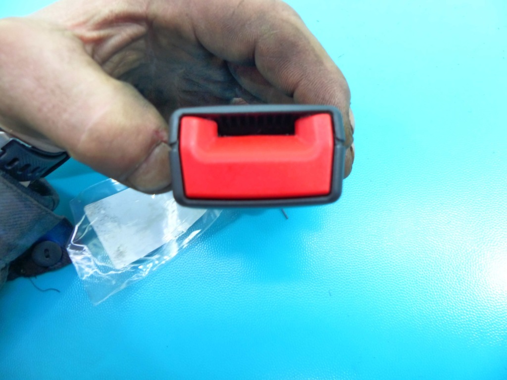 фото №3, Кліпса поперечина безпеки задня panamera i 970