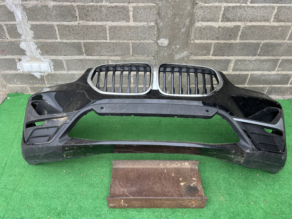 Bmw x1 f48 lci lift решётка радиатора хром бампер перед Киев