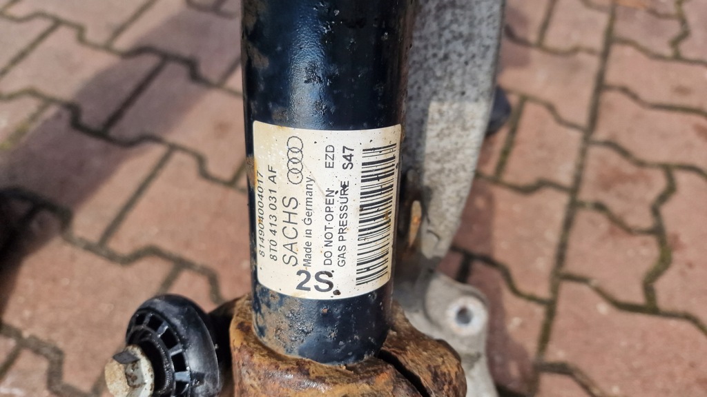 фото №8, Поворотний кулак права перед важелі macpherson audi a4 b8 przed lift