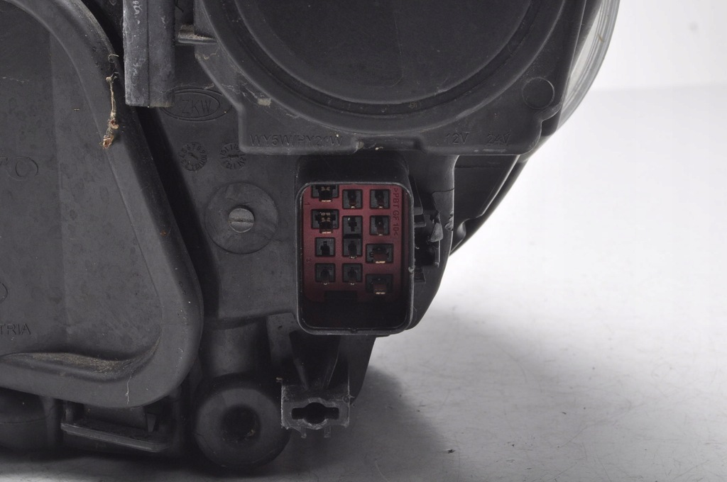 фото №12, Volvo v40 ii лампа правый перед 31420010 ксенон