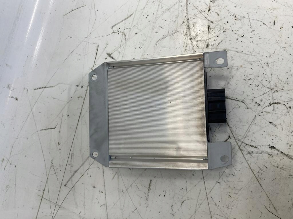 фото №5, Wzmazniacz аудіо audi a4 b7 2.5 tdi 8e9035223