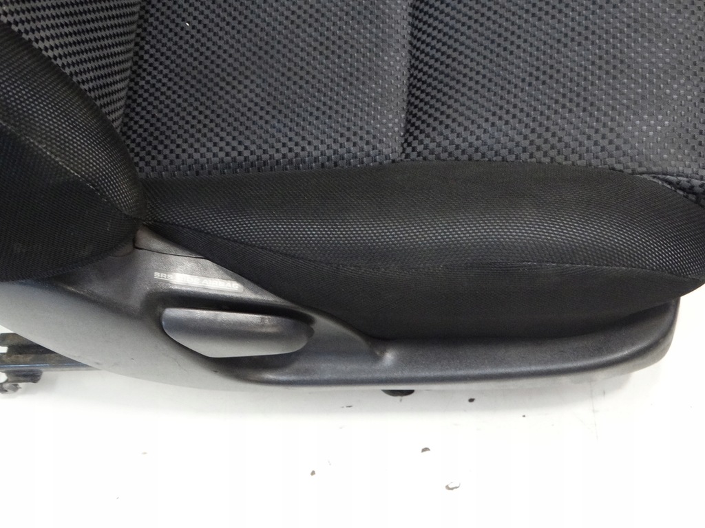 фото №8, Сиденье пассажира перед toyota corolla verso 01-04r.