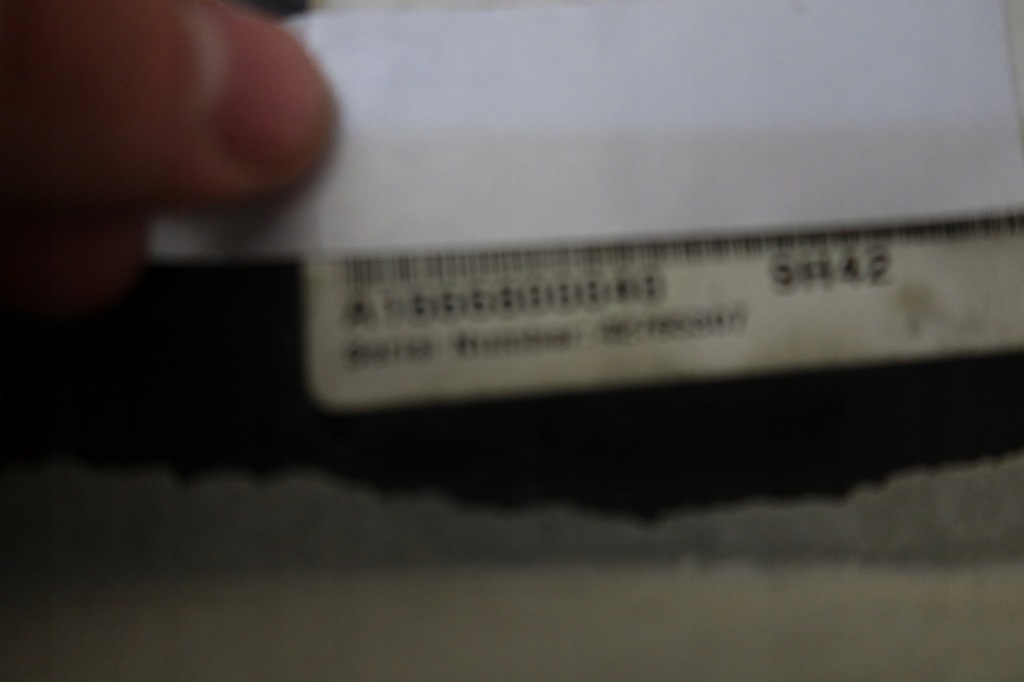 Купити Обшивка килимок лівий перед mercedes gle gls x166 w166 a1666800140 коричневий