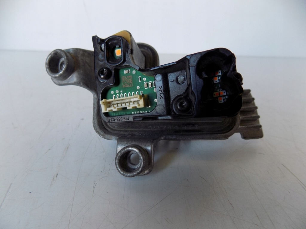 Купити Bmw 3 f30 f31 поворотник led правий - 11280