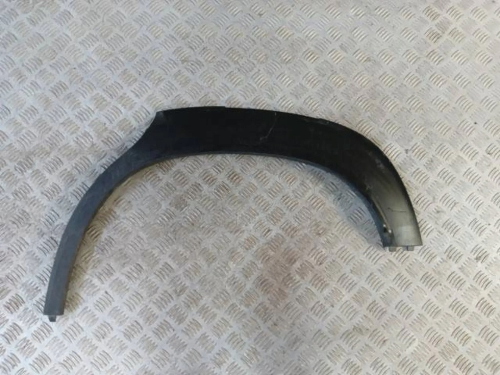фото №1, M22 c3 aircross молдинг крыла левая задняя 13476855