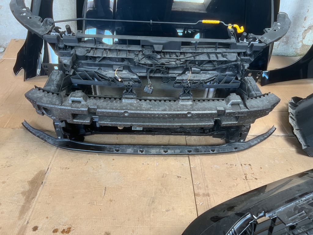 фото №5, Vw golf 8 viii r line kompletny перед бампер капот лампа крила pas lc9x