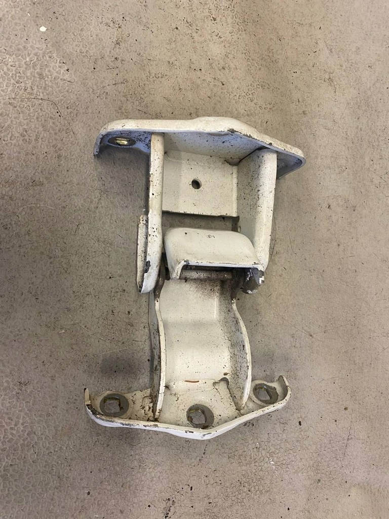 фото №1, Петля крышки opel traffic renault vivaro