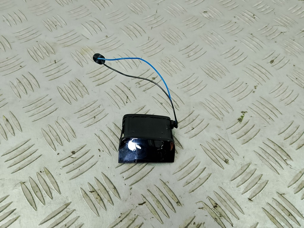 фото №1, Audi a8 d4 4h лампа ассистент поперечина 4h1949146