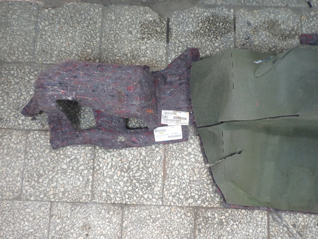 фото №8, Chevrolet corvette c5 обшивка багажника 97-04