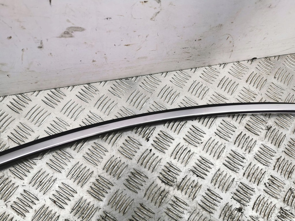 фото №8, Audi a7 s7 4g 2011 ліва сторона молдинг прокладка скло двері передніх