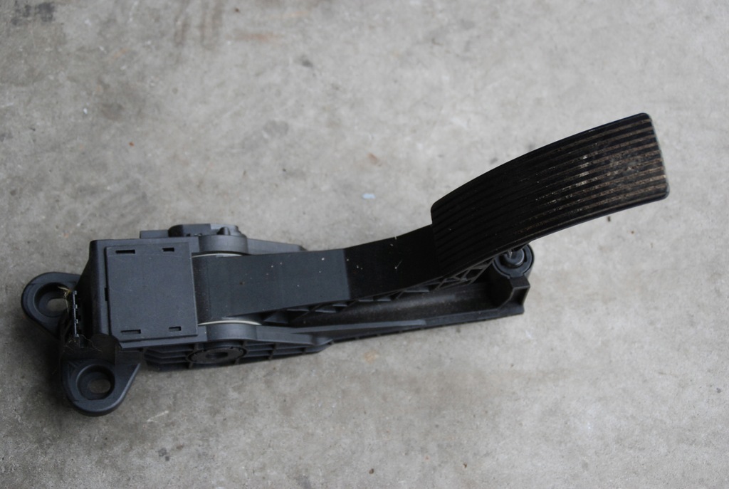 фото №1, Педаль газа потенциометр mercedes gl x164