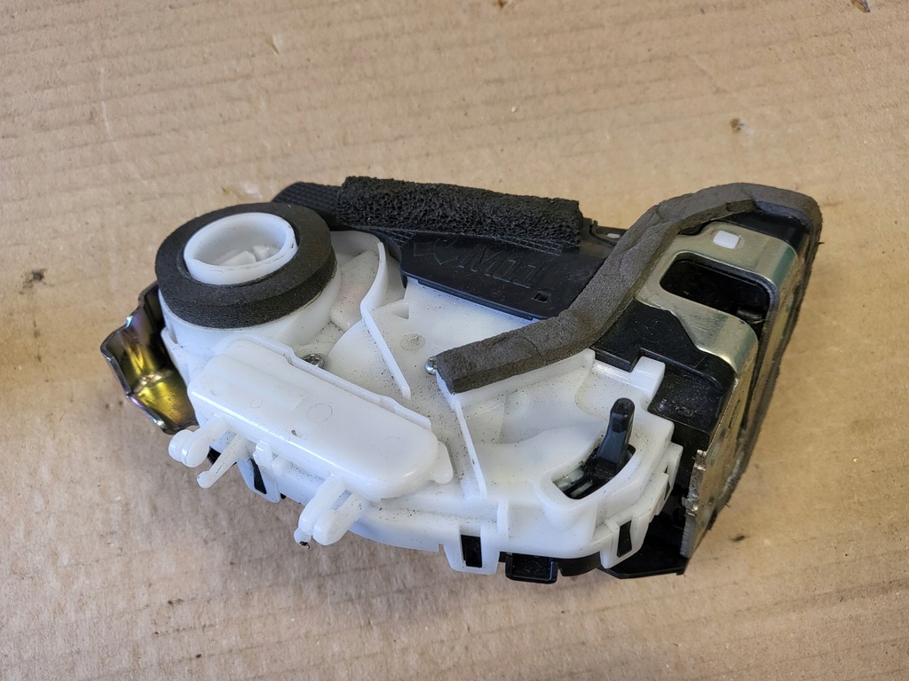 фото №7, Замок двері toyota prius 09-12 перед задня правий lub лівий