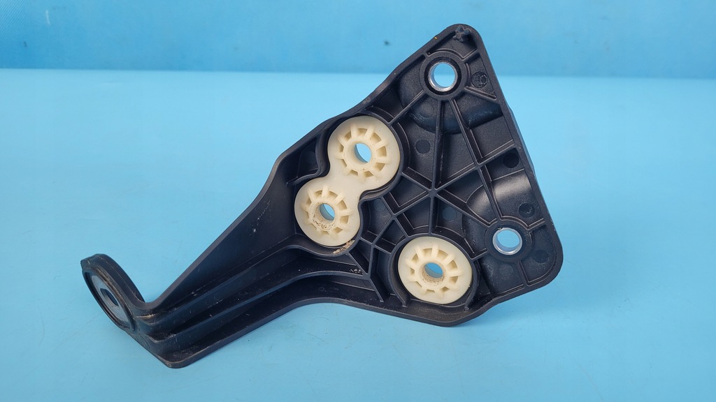 фото №10, Mercedes eqe 350+ 23r кронштейн кронштейн насоса abs a2954300000