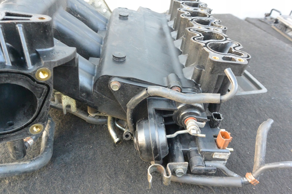 фото №11, Nissan maxima qx a33 коллектор всасывающий 2.0 v6 vq20de