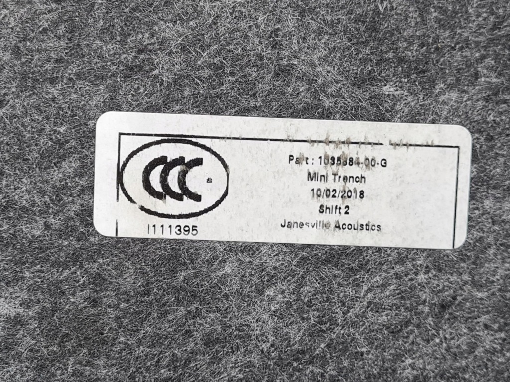 2018 tesla model x обивка крышки багажника 103588400g в Украине