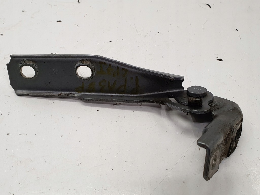 фото №1, Audi a3 8p петля капот правий ly7j