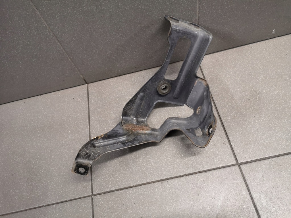 фото №5, Кронштейн інтеркулер audi a6 c6 03g131529b