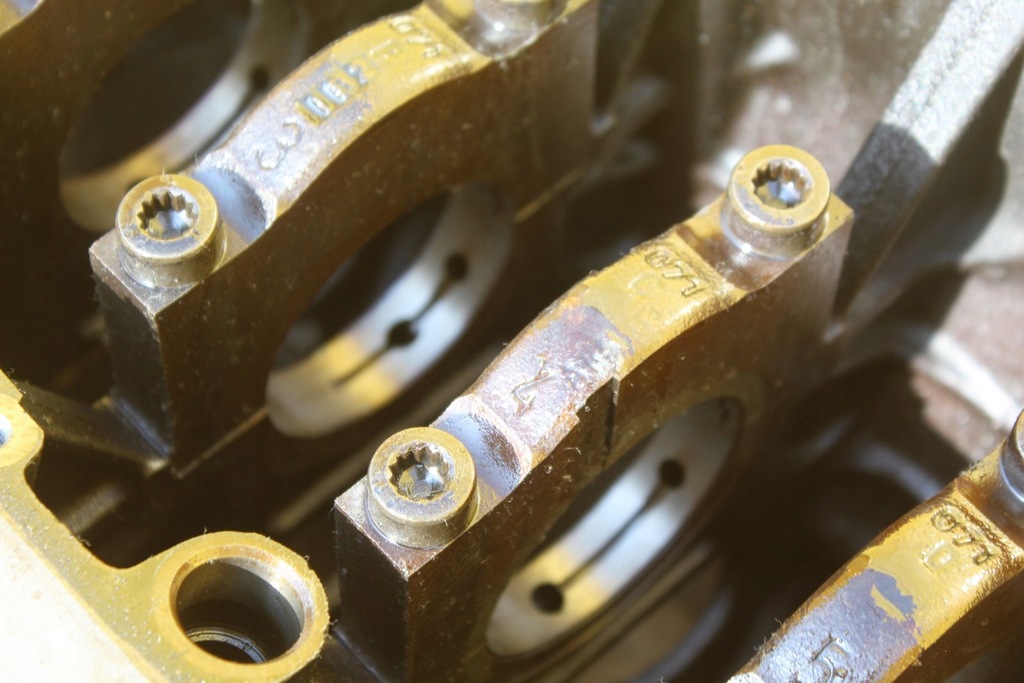 фото №13, Блок двигателя toledo ii golf iv 2.3 b aqn