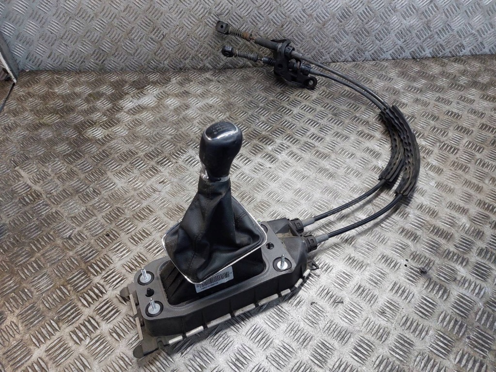 фото №1, Домкрат переключения передач + тросы 6b rapid i 1.2 tsi 5ja711049 5ja711266