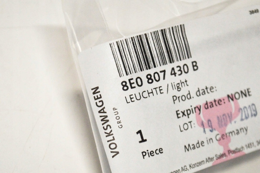 фото №8, Audi a4 b7 задня лампа номерного знака реєстраційний 8e0943023 8e0807430b